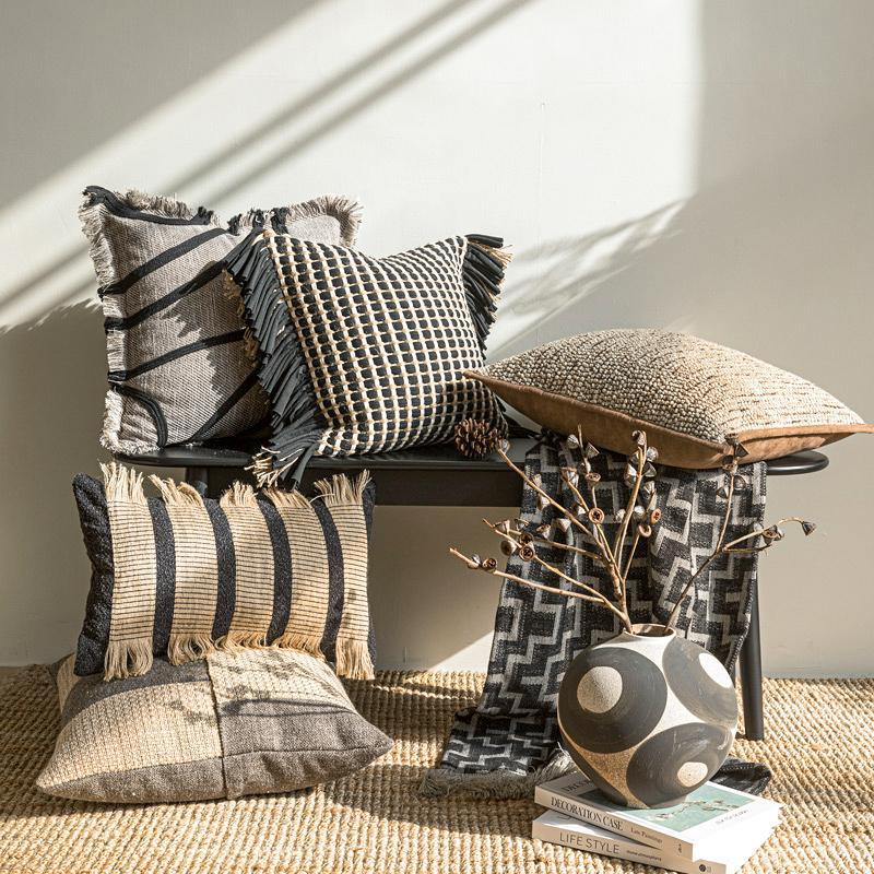 غطاء وسادة منسوج سميك فاخر، غط - مراجعة Textured Throw Natural وسعره
